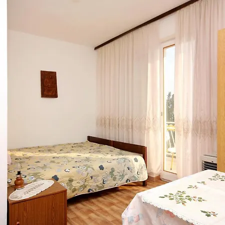 Studio 2383b Apartment