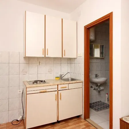 Studio 2383b Apartment